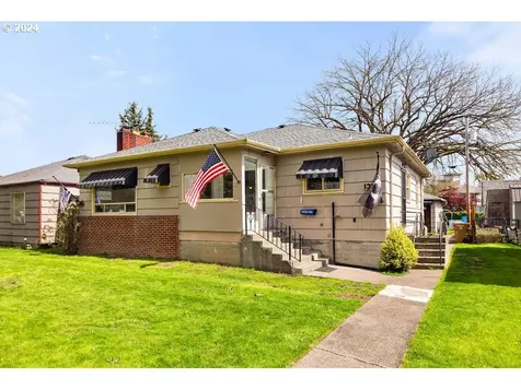 1316 8th Avenue Longview WA 98632