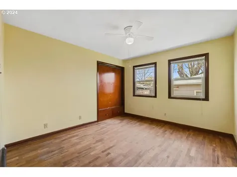 1316 8th Avenue Longview WA 98632