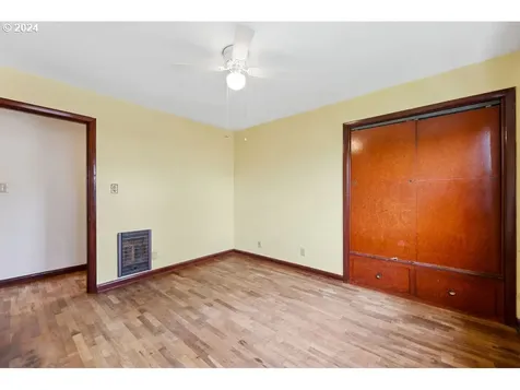 1316 8th Avenue Longview WA 98632
