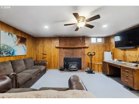 1316 8th Avenue Longview WA 98632