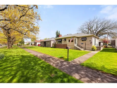 1316 8th Avenue Longview WA 98632