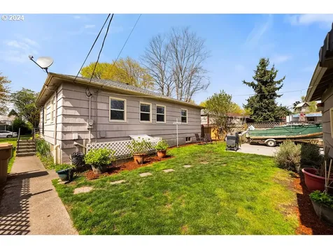 1316 8th Avenue Longview WA 98632