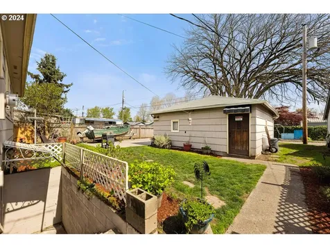 1316 8th Avenue Longview WA 98632