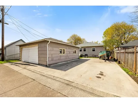 1316 8th Avenue Longview WA 98632