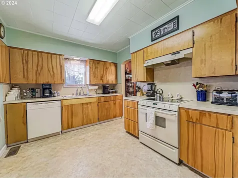 1621 Washington Avenue Baker City OR 97814