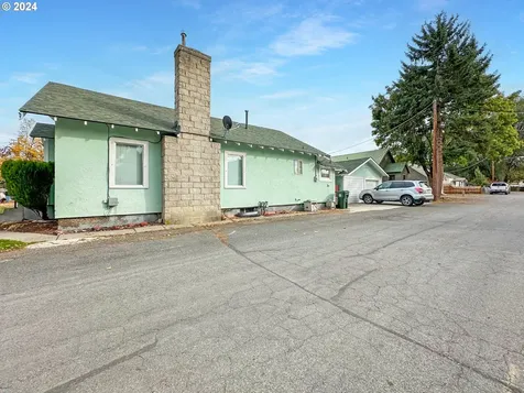 1621 Washington Avenue Baker City OR 97814
