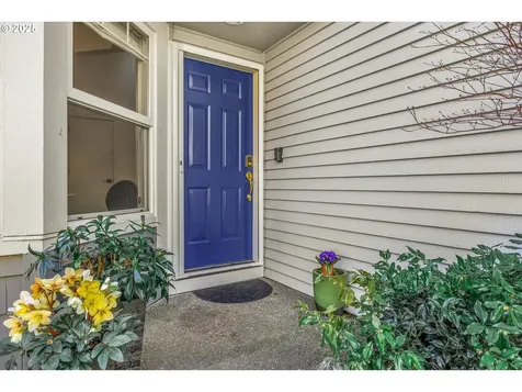 9747 NW Silver Ridge Loop Portland OR 97229