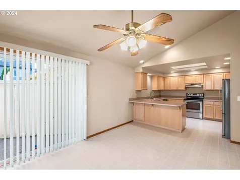 2102 Carmel Avenue Eugene OR 97401