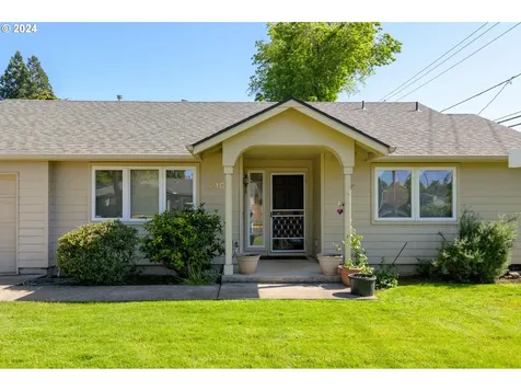 2102 Carmel Avenue Eugene OR 97401