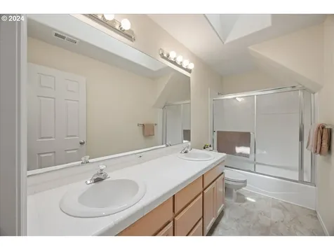 22461 Mckenzie Court West Linn OR 97068