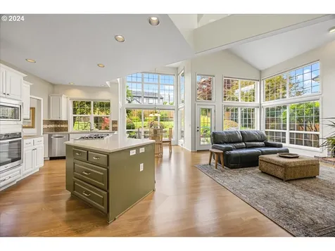 22461 Mckenzie Court West Linn OR 97068