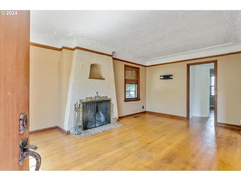 3405 Ne Pacific Street Portland OR 97232
