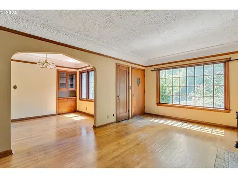 3405 Ne Pacific Street Portland OR 97232