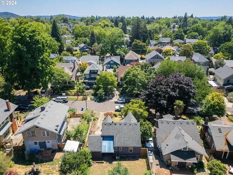 3405 Ne Pacific Street Portland OR 97232