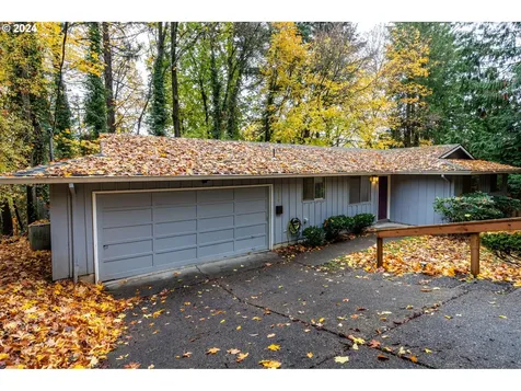 3139 SW Freeman Street Portland OR 97219