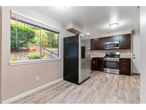 3139 SW Freeman Street Portland OR 97219
