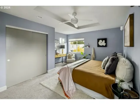 4822 SE 75th Avenue Portland OR 97206