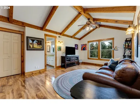 18400 Ne Erickson Road Brush Prairie WA 98606