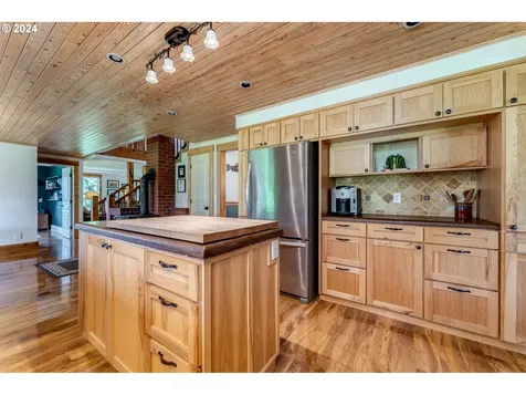 18400 Ne Erickson Road Brush Prairie WA 98606