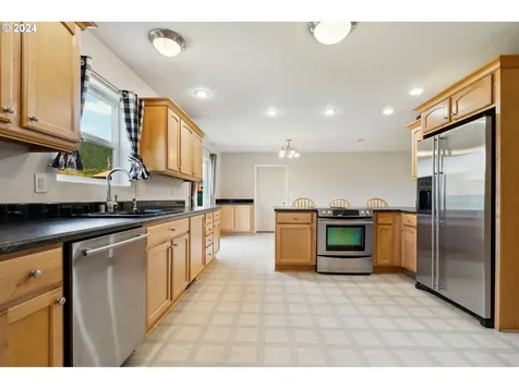 962 Smith Beckon Road Carson WA 98610
