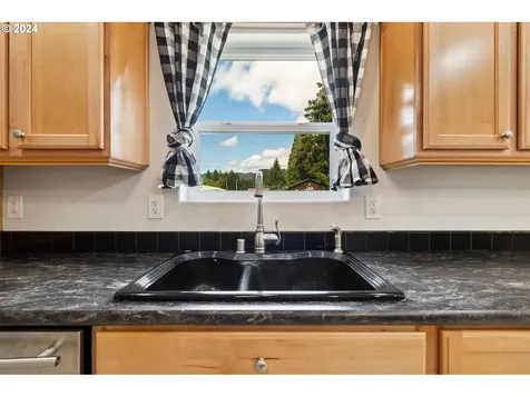 962 Smith Beckon Road Carson WA 98610