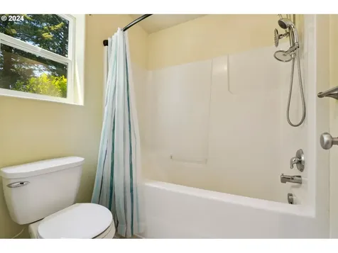 962 Smith Beckon Road Carson WA 98610