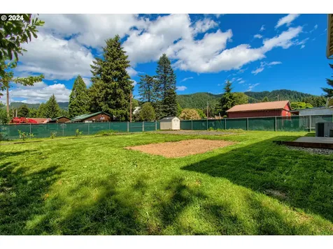 962 Smith Beckon Road Carson WA 98610