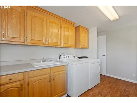 100 SW 195th Avenue Beaverton OR 97006