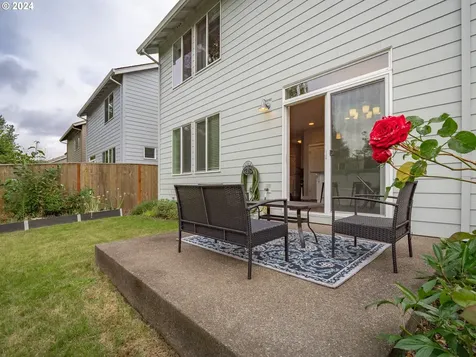 1841 N Daniel Drive Newberg OR 97132