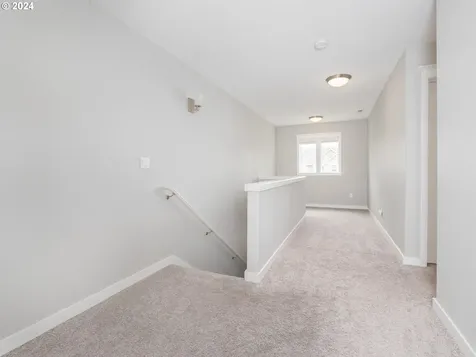 1841 N Daniel Drive Newberg OR 97132