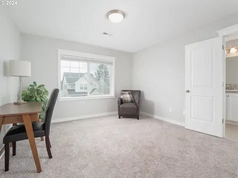 1841 N Daniel Drive Newberg OR 97132