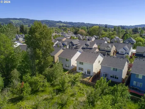 1841 N Daniel Drive Newberg OR 97132