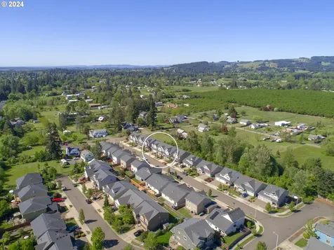 1841 N Daniel Drive Newberg OR 97132
