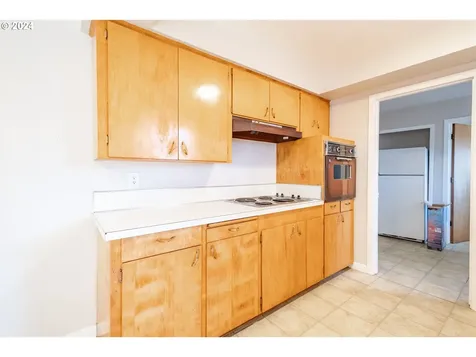 2076 S 5th Street Lebanon OR 97355