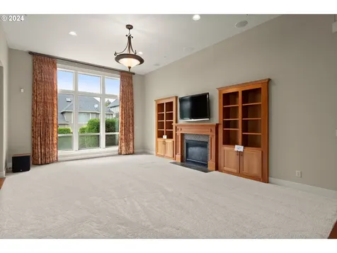 5361 NW Primino Avenue Portland OR 97229
