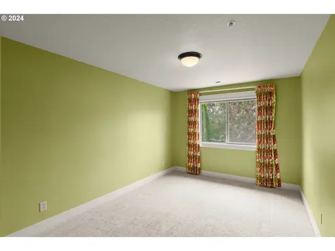 5361 NW Primino Avenue Portland OR 97229