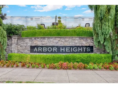 5361 NW Primino Avenue Portland OR 97229