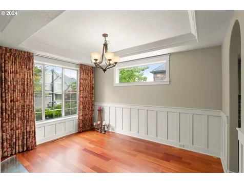 5361 NW Primino Avenue Portland OR 97229