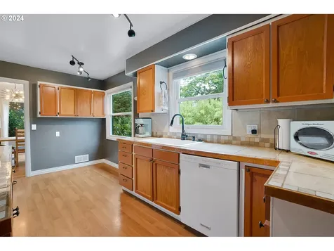 4434 NE 65th Avenue Portland OR 97218