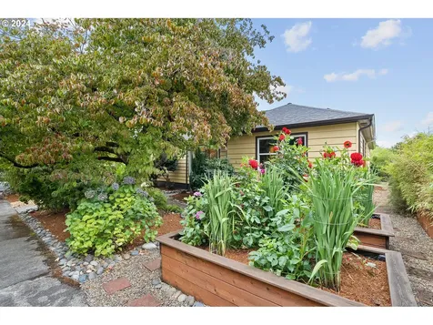 4434 NE 65th Avenue Portland OR 97218