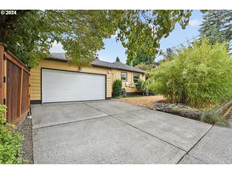 4434 NE 65th Avenue Portland OR 97218