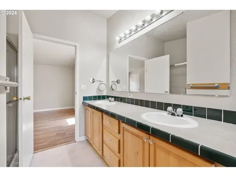 13710 Char Diaz Drive Oregon City OR 97045