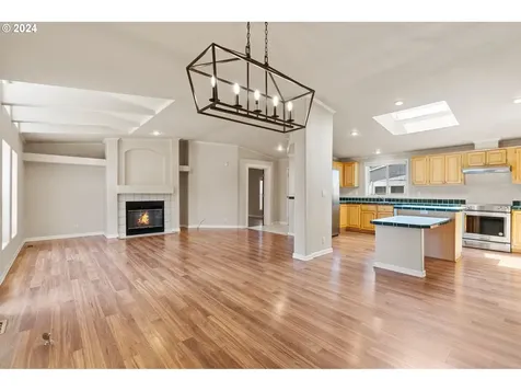 13710 Char Diaz Drive Oregon City OR 97045