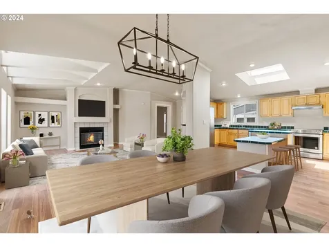 13710 Char Diaz Drive Oregon City OR 97045
