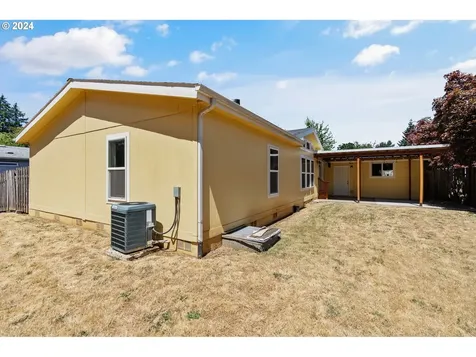 13710 Char Diaz Drive Oregon City OR 97045