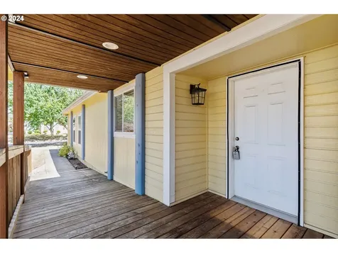 13710 Char Diaz Drive Oregon City OR 97045