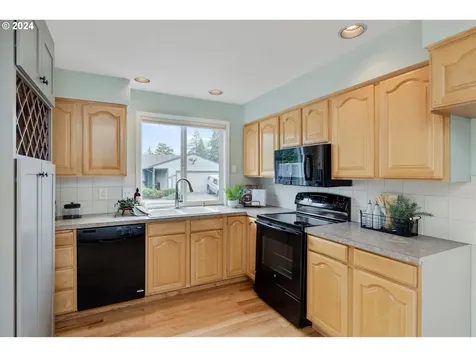 10005 Sw Highland Drive Portland OR 97224