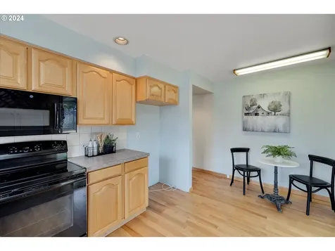10005 Sw Highland Drive Portland OR 97224