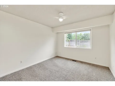 10005 Sw Highland Drive Portland OR 97224