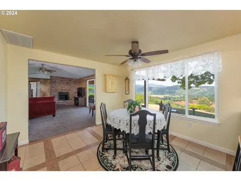 984 Wagontire Drive Myrtle Creek OR 97457